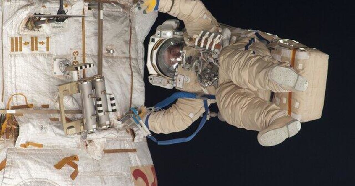 Russian Spacewalkers Finish Tough Job At Space Station