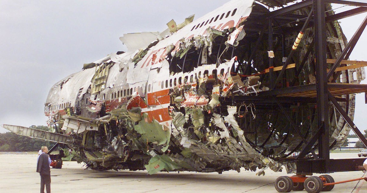 Feds to destroy wreckage of fatal 1996 TWA 800 crash