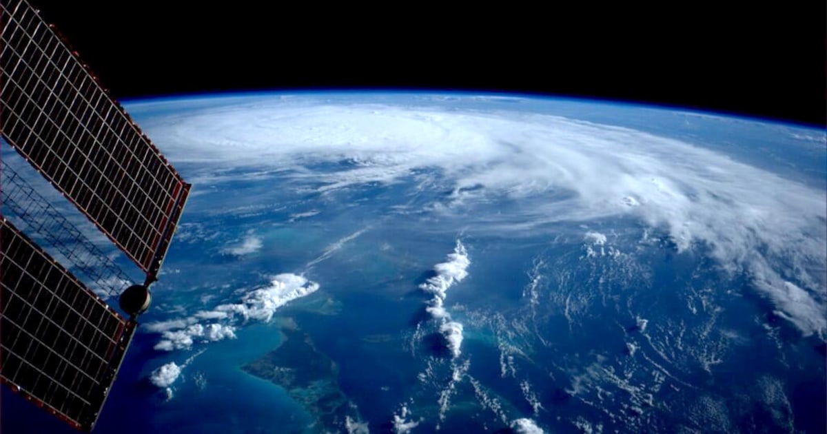 Astronaut Tweets Photo of Hurricane Arthur From 240 Miles Above Earth