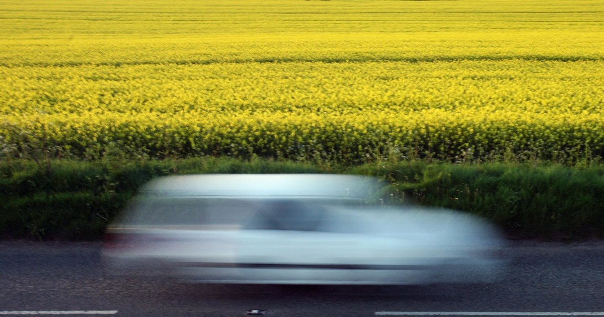 New Hyundai Genesis Can Outfox Speed Cameras