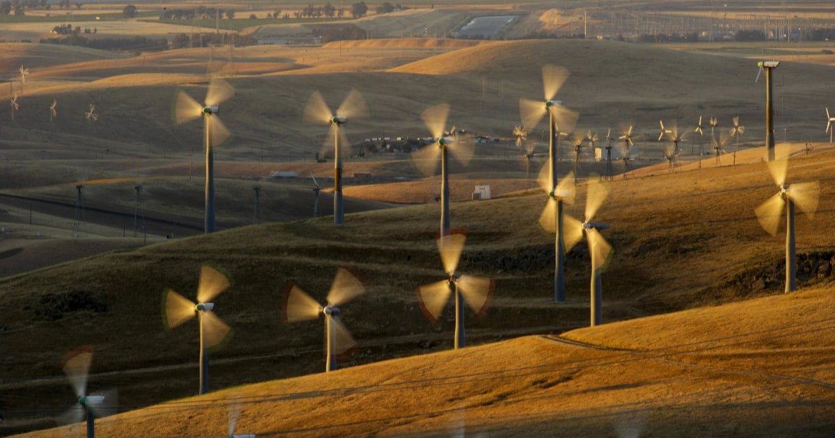 Huge Wind Farm Proposed for Wyoming Would Store Energy in Utah Caves