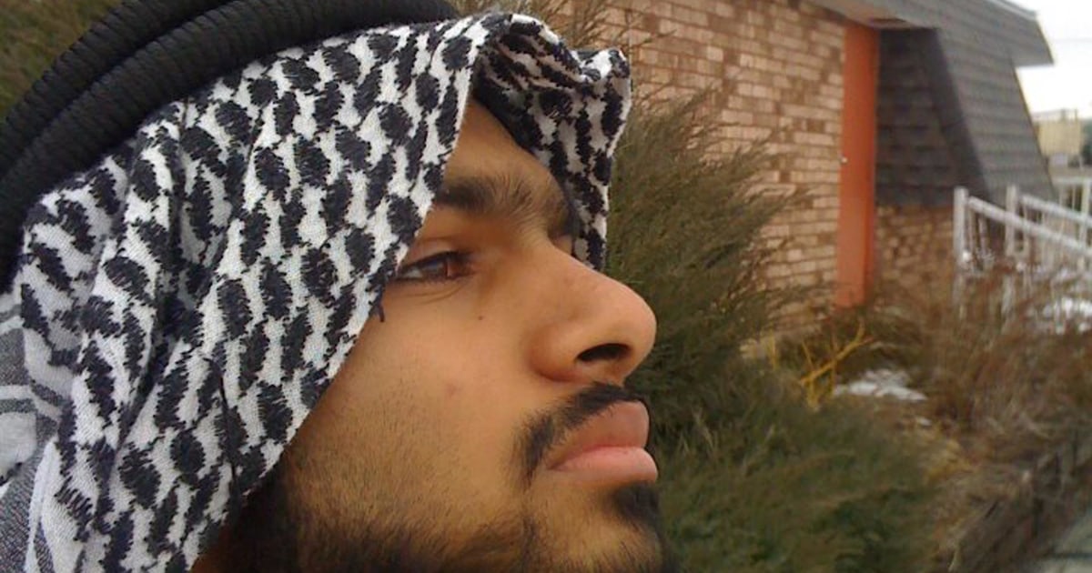 Illinois Teen Charged With Trying to Travel to Mideast to Join ISIS