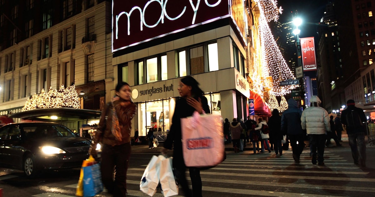 Macy's to Open Its Doors at 6 P.M. on Thanksgiving Day