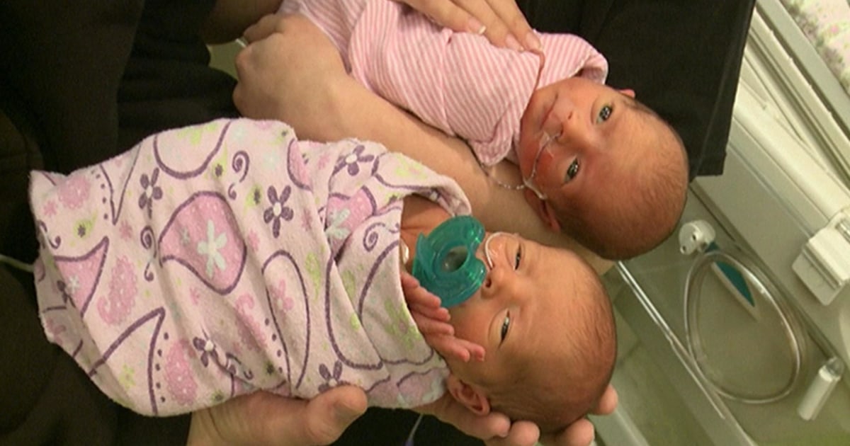 Iowa Woman Has Rare Twins — And Didnt Know She Was Pregnant