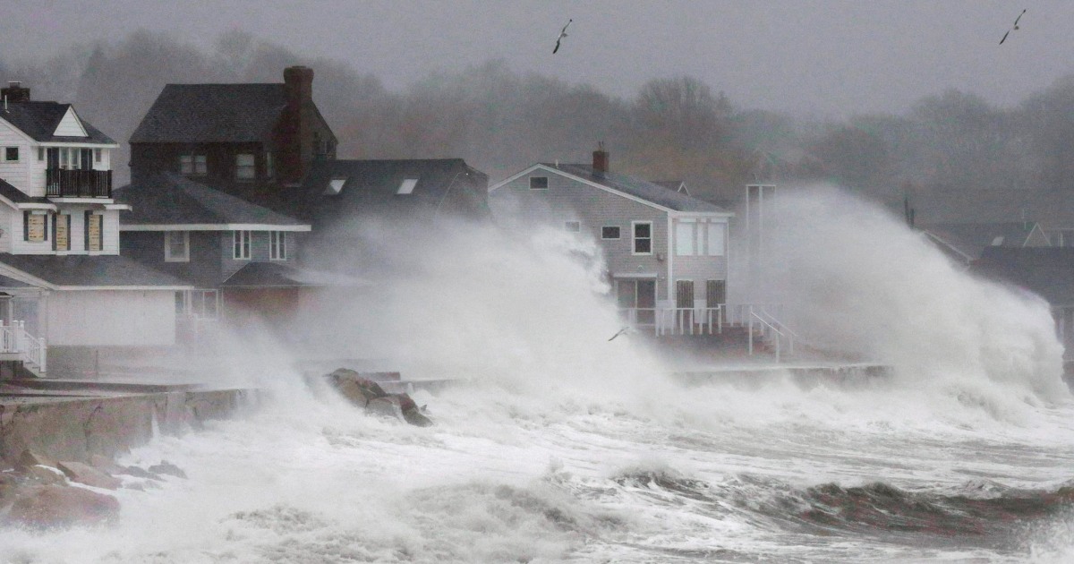 Massachusetts Town of Scituate Cuts Power to Prevent Flood Fires