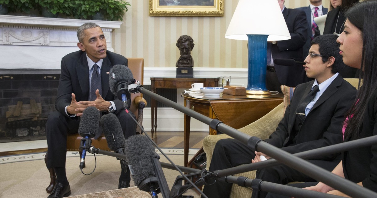 Obama Promises Dreamers He'll Veto Bills to Deport Them, Others