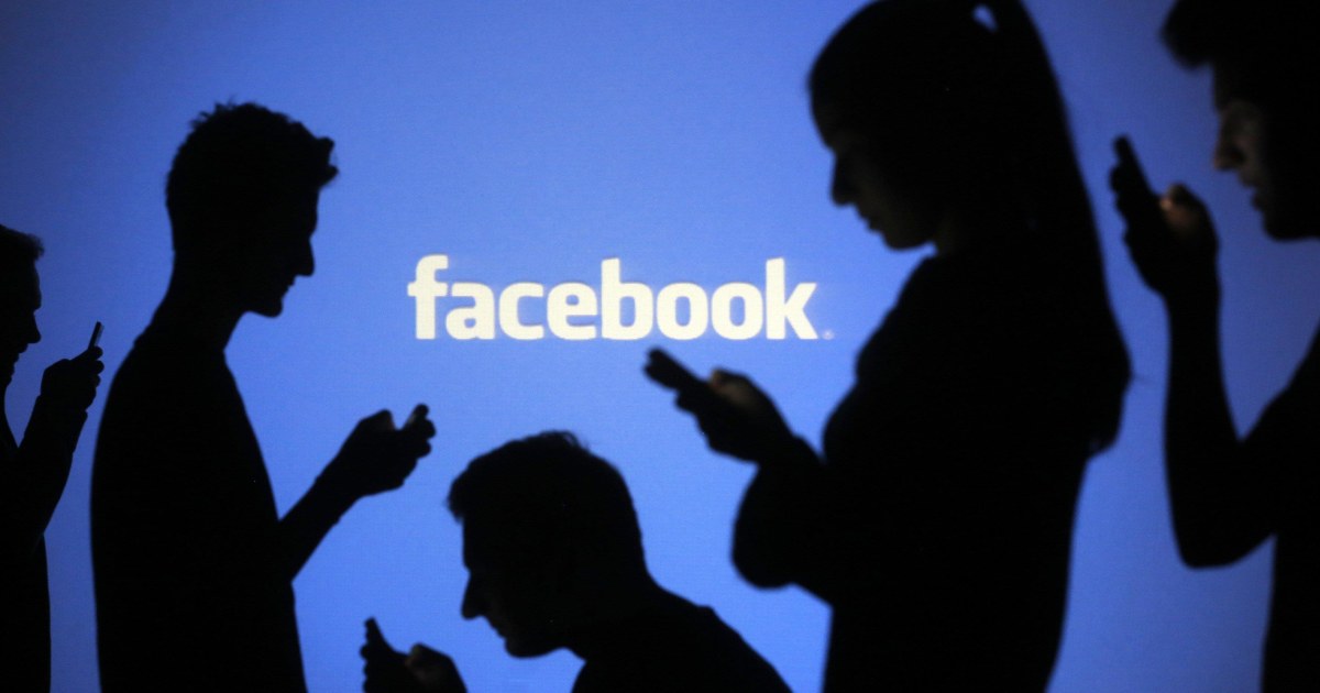 Study Shows You Make Your Own Political 'Filter Bubble' on Facebook