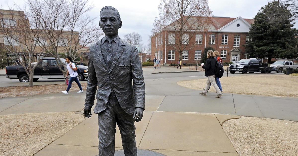 Ex-University of Mississippi Student Indicted for Noose on James ...