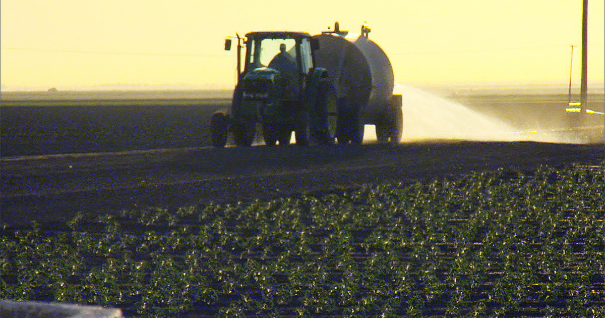 California Towns Shrink Amid Drought, in More Ways Than One