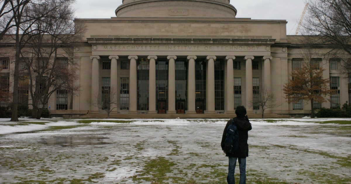 Free Online Classes at MIT Can Now Count Toward a Degree