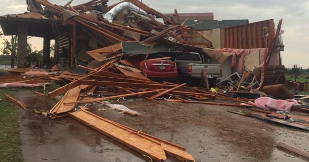 Tornadoes, Hail and Floods Hit Plains From Texas to Minnesota