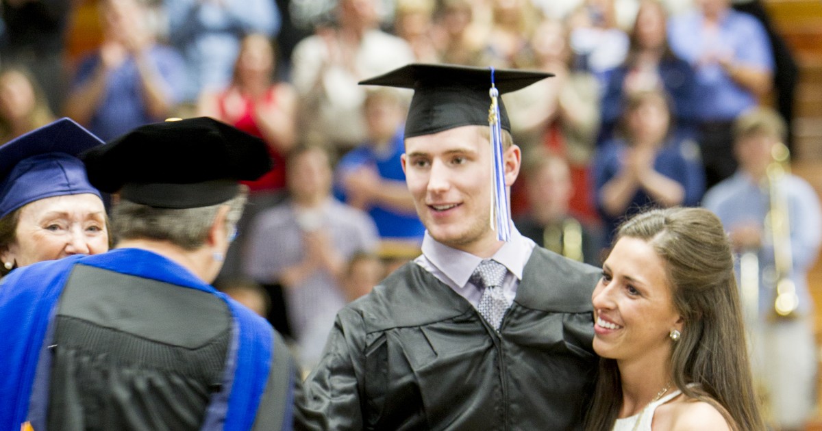 Paralyzed College Student Chris Norton Walks Across Stage at Graduation