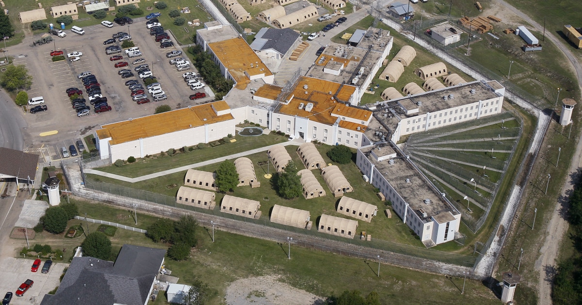 государственные колонии. колония поселения в мордовии. архангельск пирсы колония сизо 1. государственные колонии. тюрьма колман флорида.