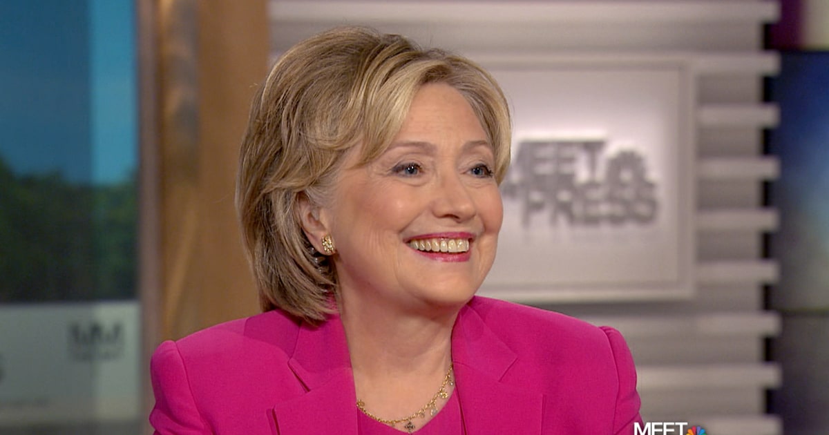 Clinton: Defeating ISIS, Ousting Assad Both Top Priorities