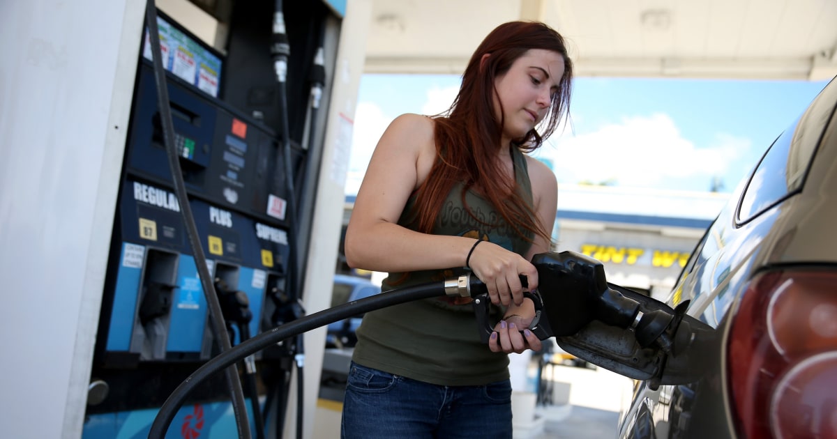 Average Gas Price Falls Beneath 2 a Gallon for First Time Since 2009