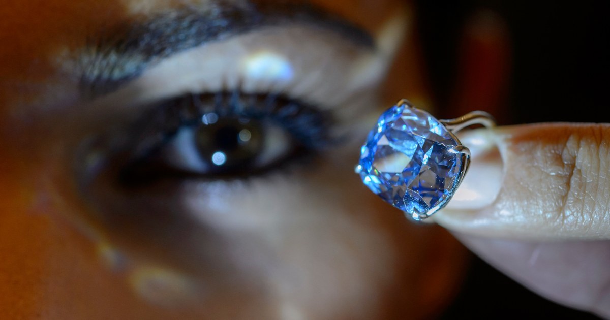 Unique Blue Diamond Lotus Flower Engagement Ring│Vidar Boutique
