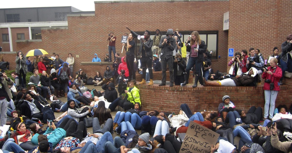 Inspired By Mizzou Protests Students Across Country Focus On Being