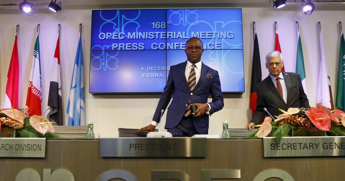 Oil Prices Drop After OPEC Decides to Maintain Production Levels