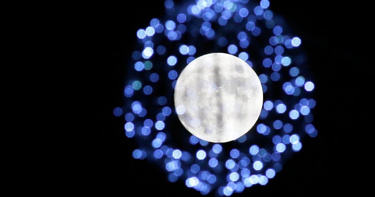 Holiday Treat Rare Christmas Full Moon Will Be First Since 1977