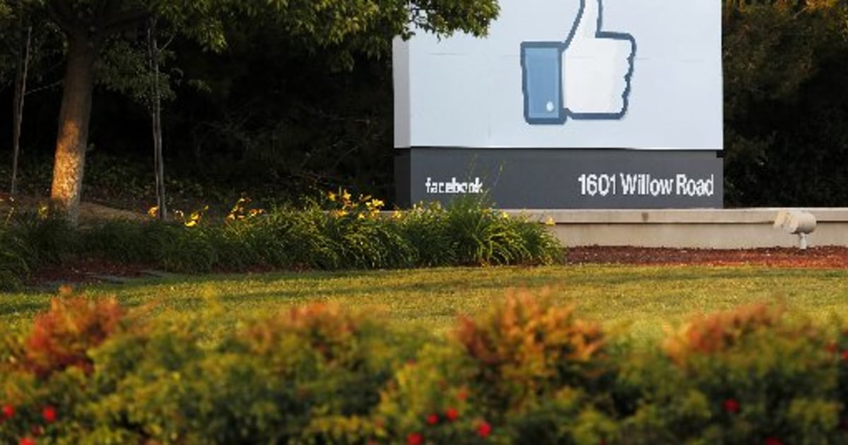 Shareholder Lawsuits Against Facebook Over IPO Certified as Class Action