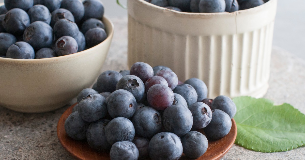 Foods With Flavonoids May Help Some Men Ditch the Viagra