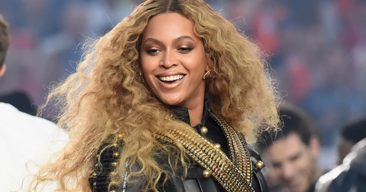 Super Bowl 2016 halftime show: Beyoncé delivers political message