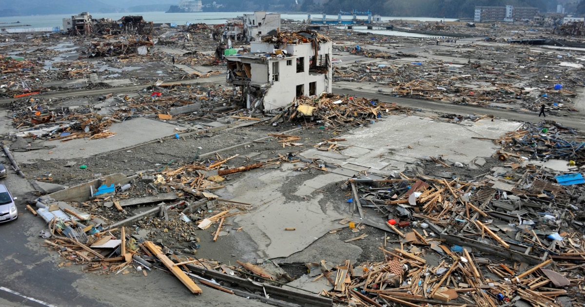 Fukushima Survivors Revisit 'Home' in Radiation-Plagued Town