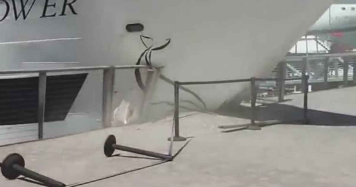 San Diego Tourist Boat Adventure Hornblower Collides With Harborside