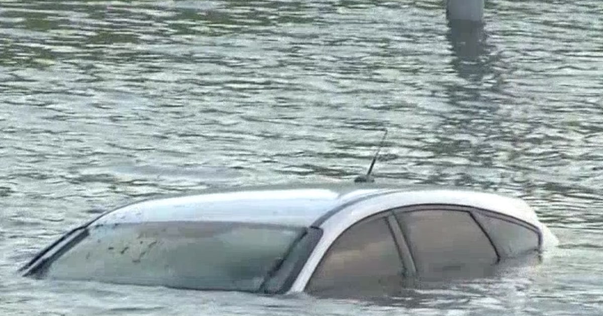 Tornado Threat Weakens, but More Thunderstorms, Large Hail Pummel Midwest