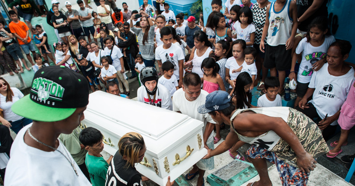 Over 1,900 Killed in 'Chilling' War on Drugs by Philippines' Duterte