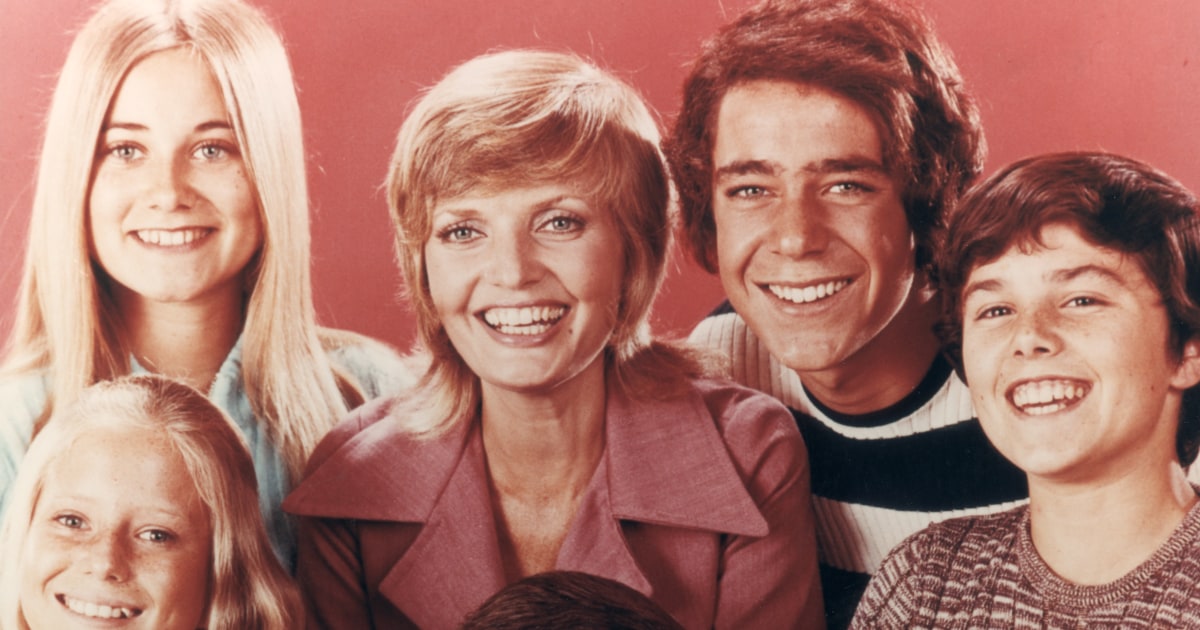 R.I.P. Florence Henderson, beloved mom of 'The Brady Bunch