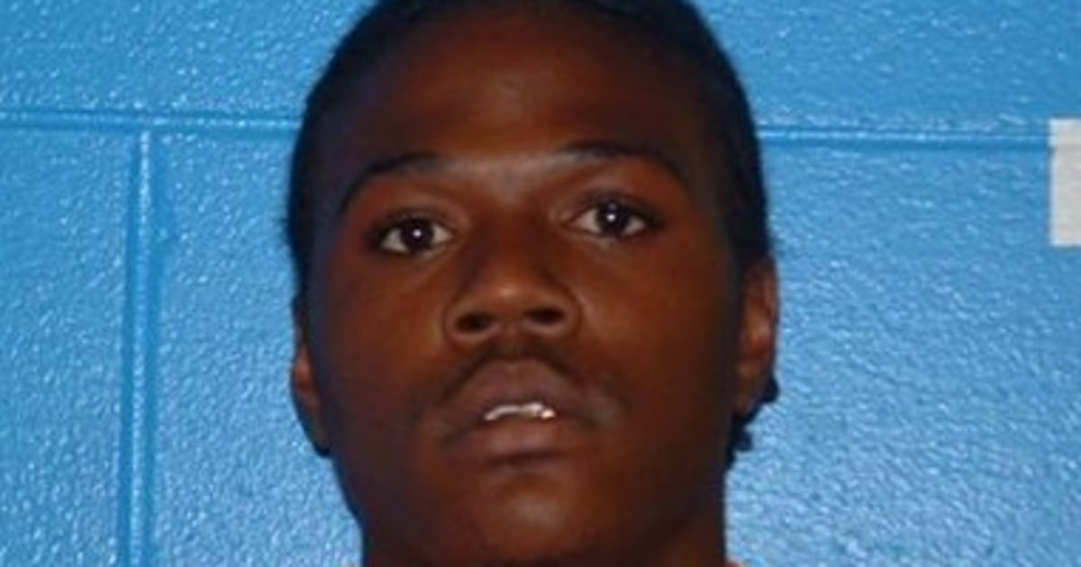 Alleged Police Shooter Is Dead in Officials