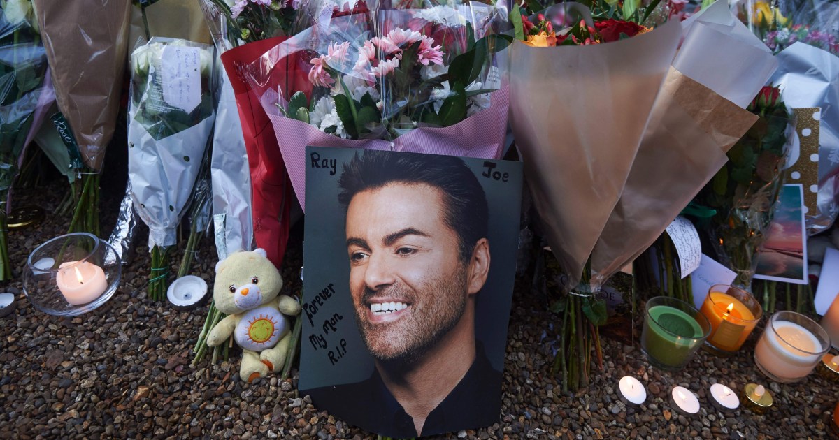 Fans Offer Emotional Tributes to Pop Icon George Michael