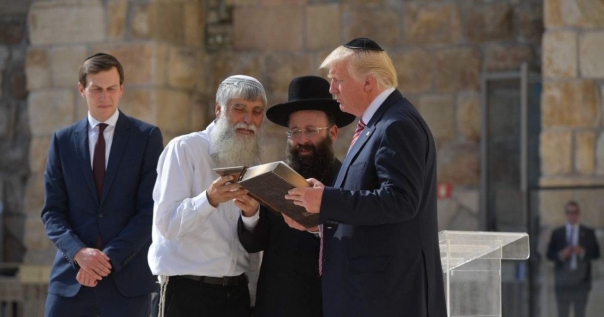 Trump Says Only Disloyal Jews Vote For Democrats Heres What He Really Means 