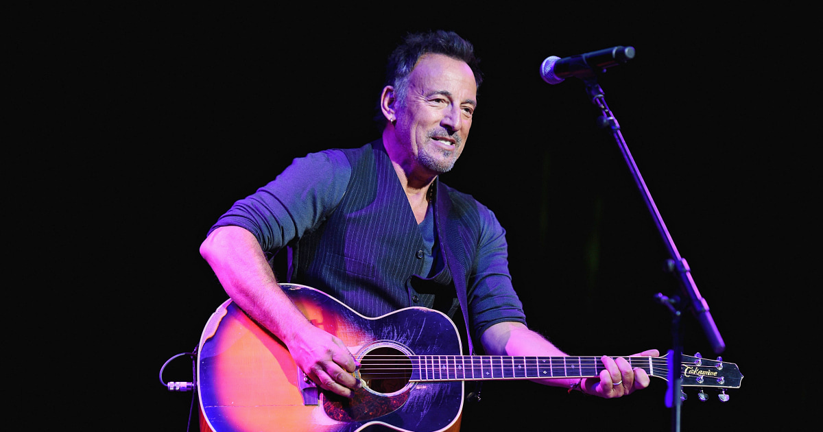 Bruce Springsteen to Begin EightWeek Run of Intimate Broadway Shows