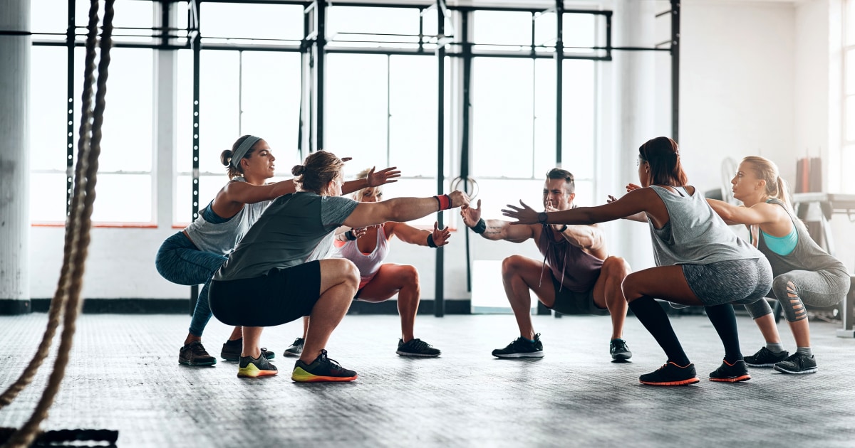 The health benefits of working out with a crowd