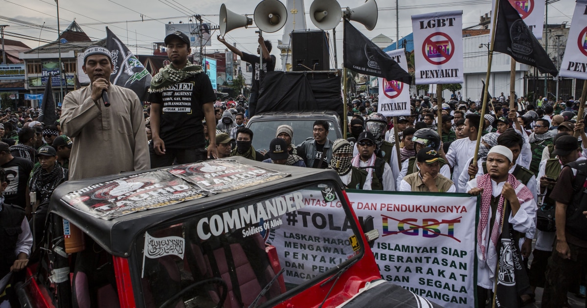 Indonesian Police Village Leaders Raid Homes Of Suspected Lesbians