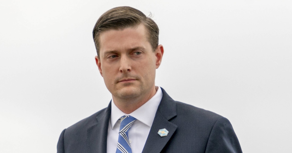 Rob Porter allegations detail common traits of domestic abuse, experts say