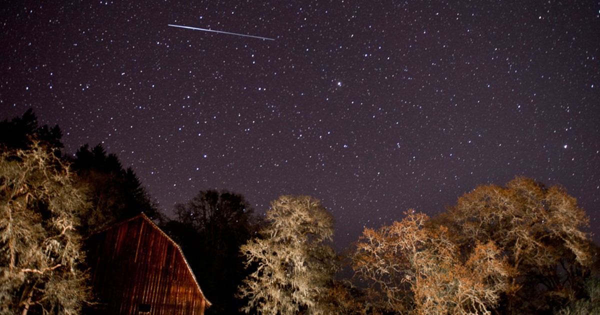 The Lyrid Meteor Shower Is Back Here's How To See April's Shooting