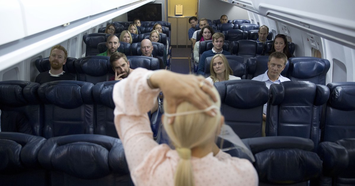 Should Tipping Flight Attendants Be the Norm? We Asked Airline Cabin Crew  for Their Opinions