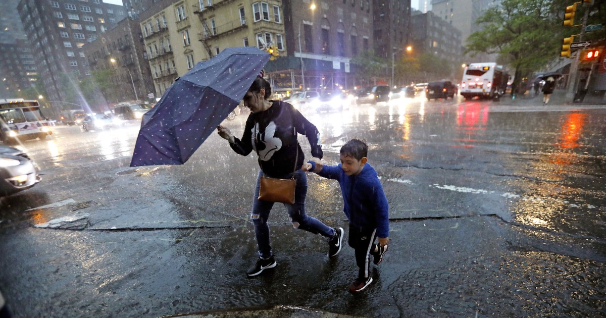 Deadly storms leave thousands without power along East Coast