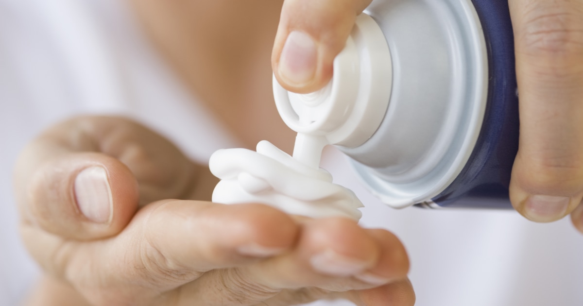 How to prevent and treat a sunburn