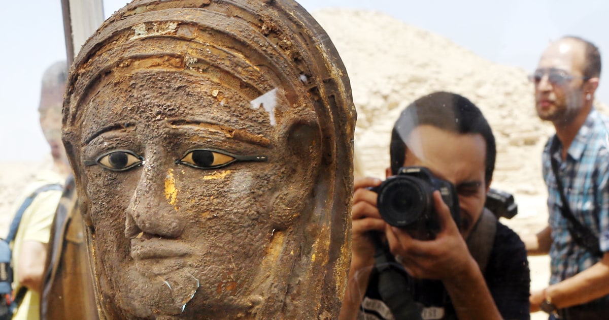 New discovery of mummies, burial shaft in Egypt sheds light on