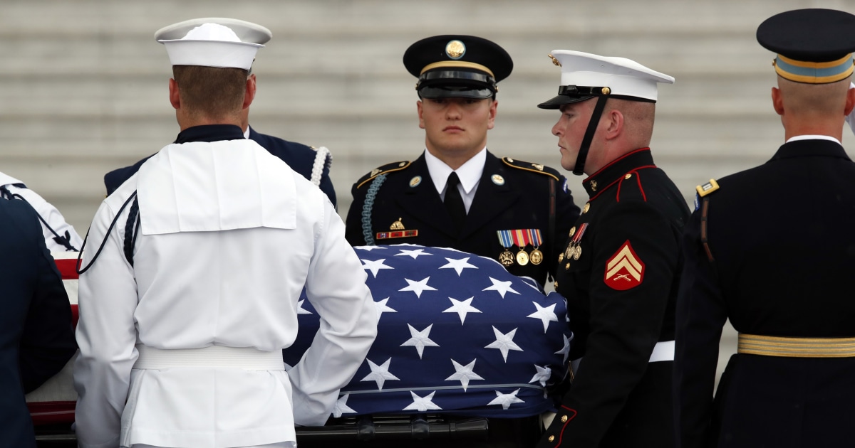 John McCain honored at U.S. Capitol ceremony