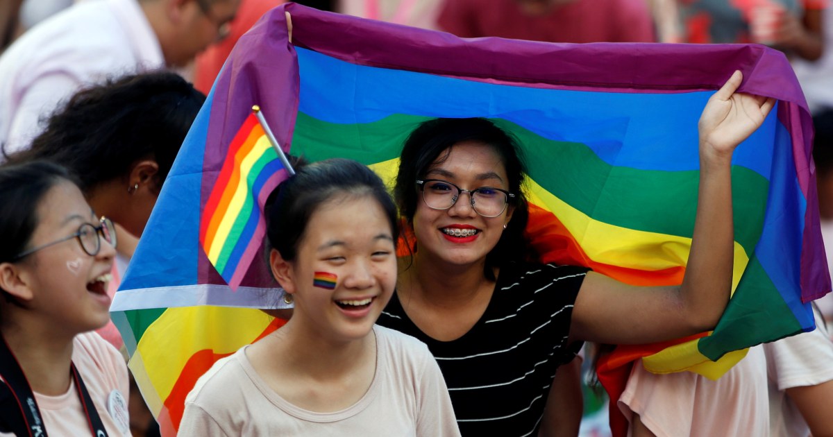 Most Singaporeans Still Support Law Banning Gay Sex Survey Finds