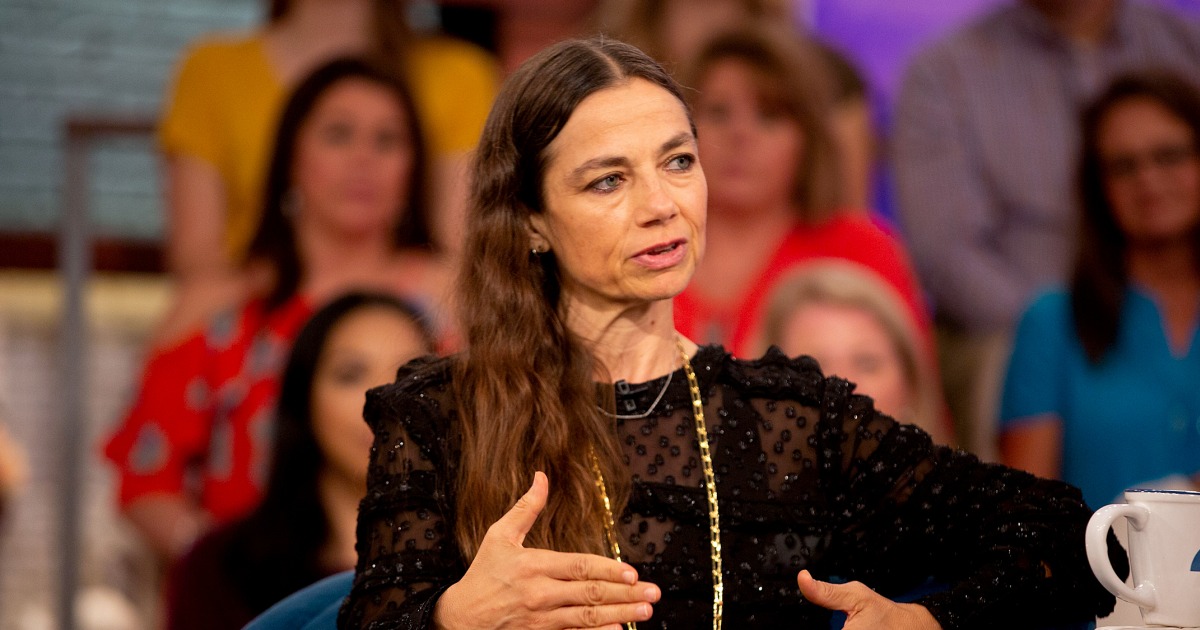 Justine Bateman: The pursuit of fame requires betraying your true self ...