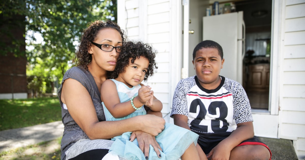 Under Ben Carson, more families live in HUD housing that fails health