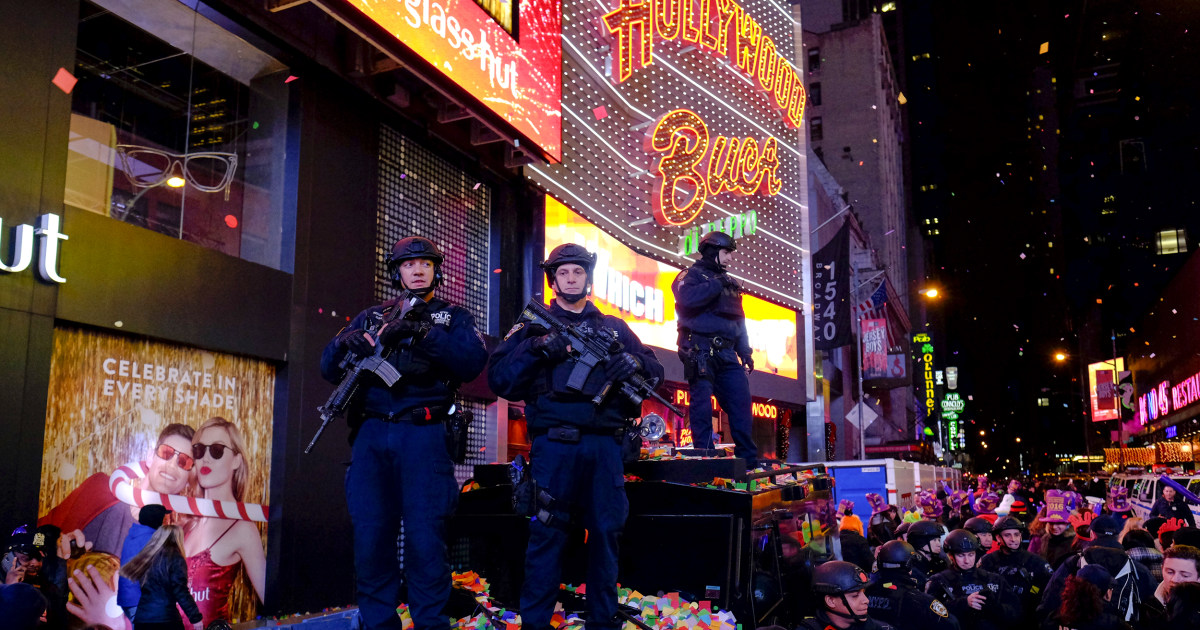 NYPD To Deploy Bomb-sniffing Dogs, Drones To Protect Times Square NYE ...