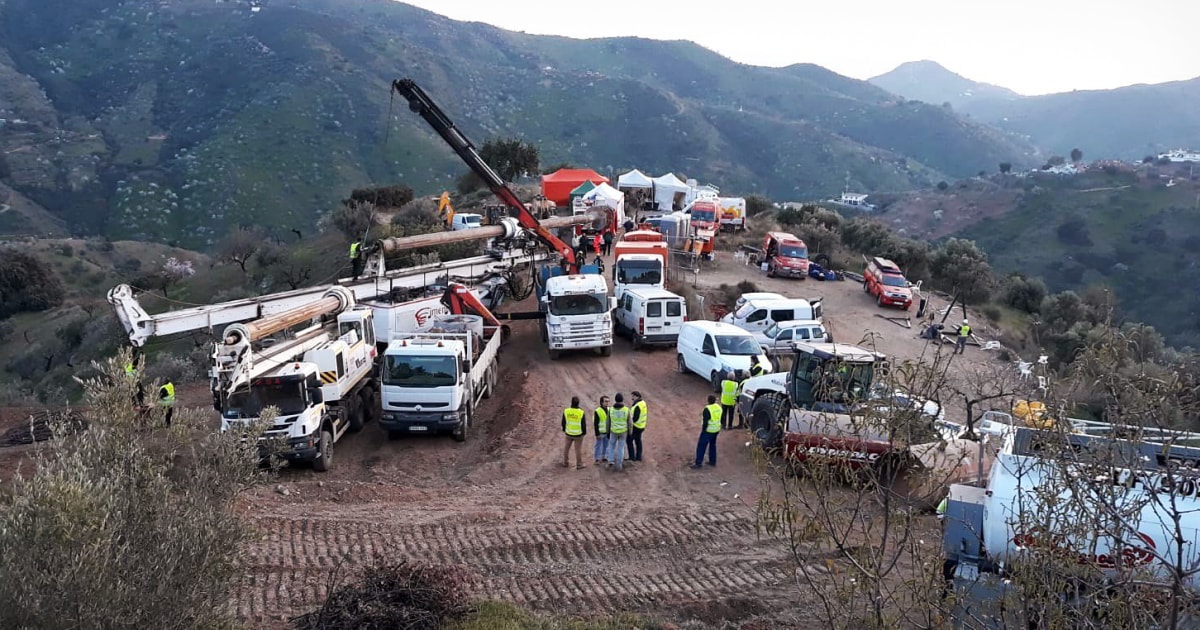 Spanish rescuers start drilling to reach boy trapped in well