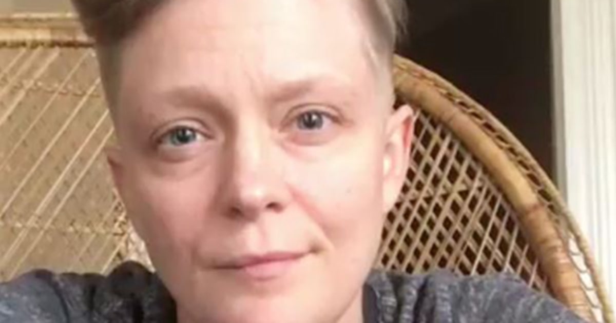 Indiana waitress in viral video addresses customer who wrote gay